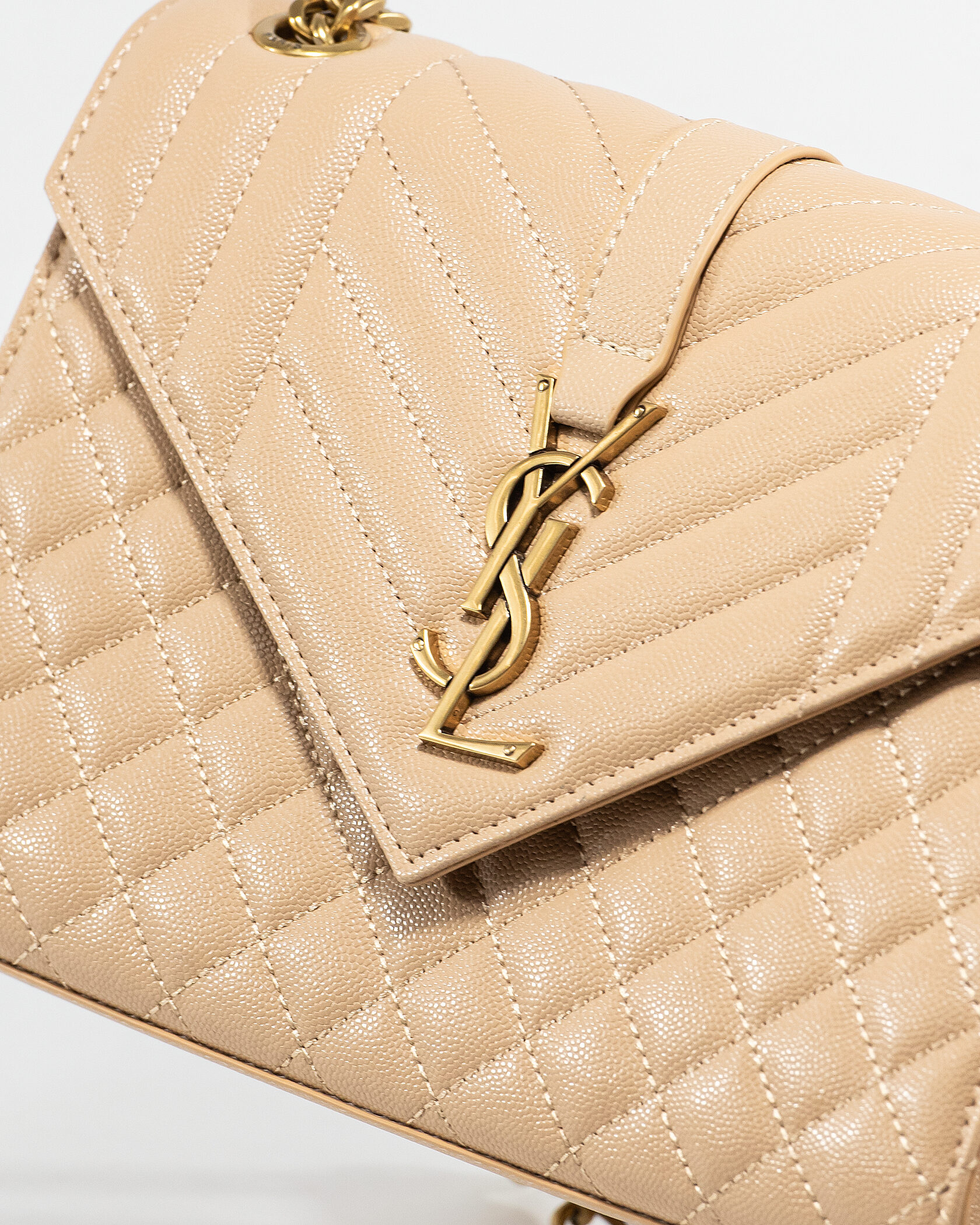 Saint Laurent Envelope Medium In Quilted Leather Beige - 6
