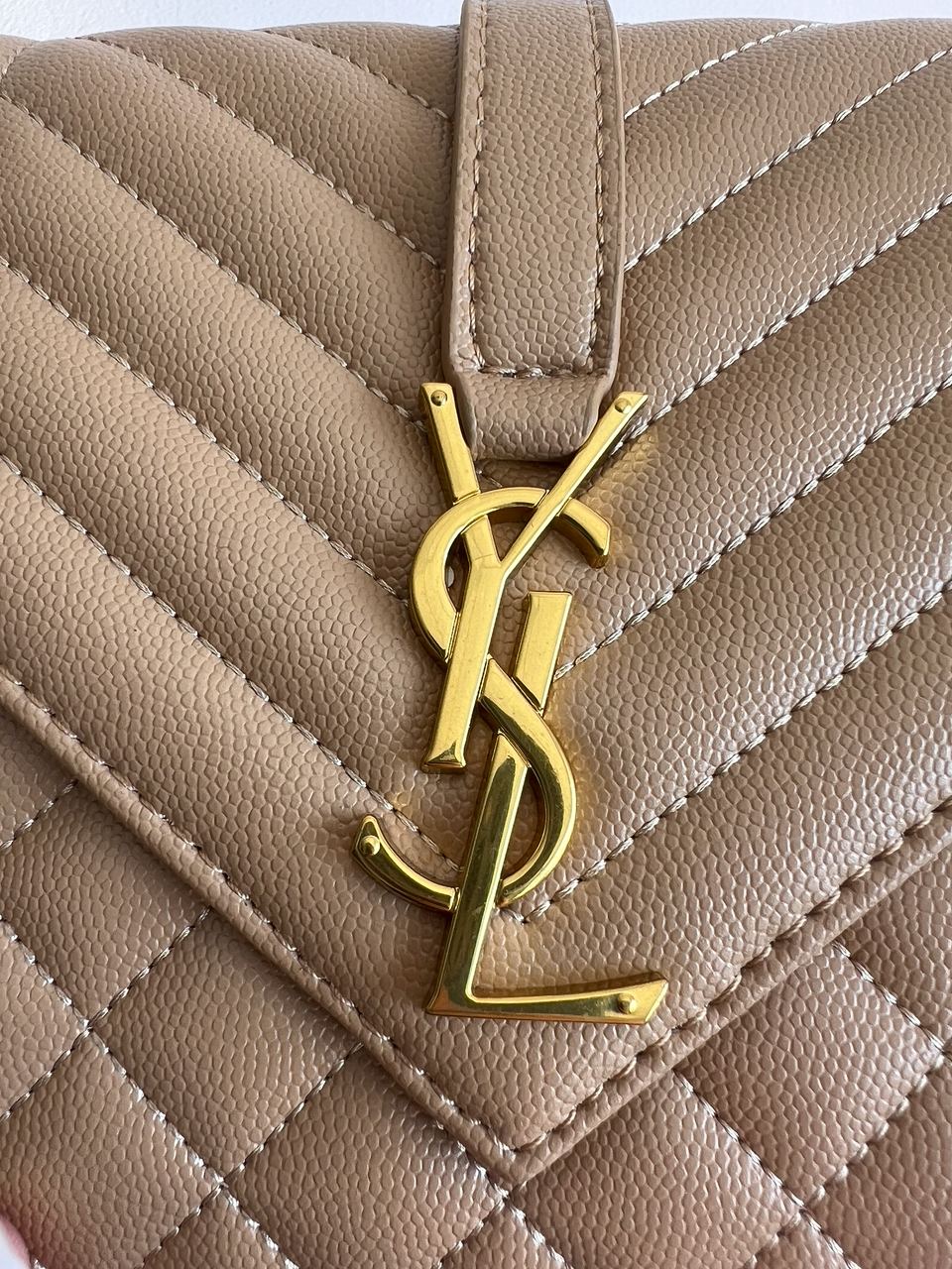 Saint Laurent Envelope Medium In Quilted Leather Beige - 12