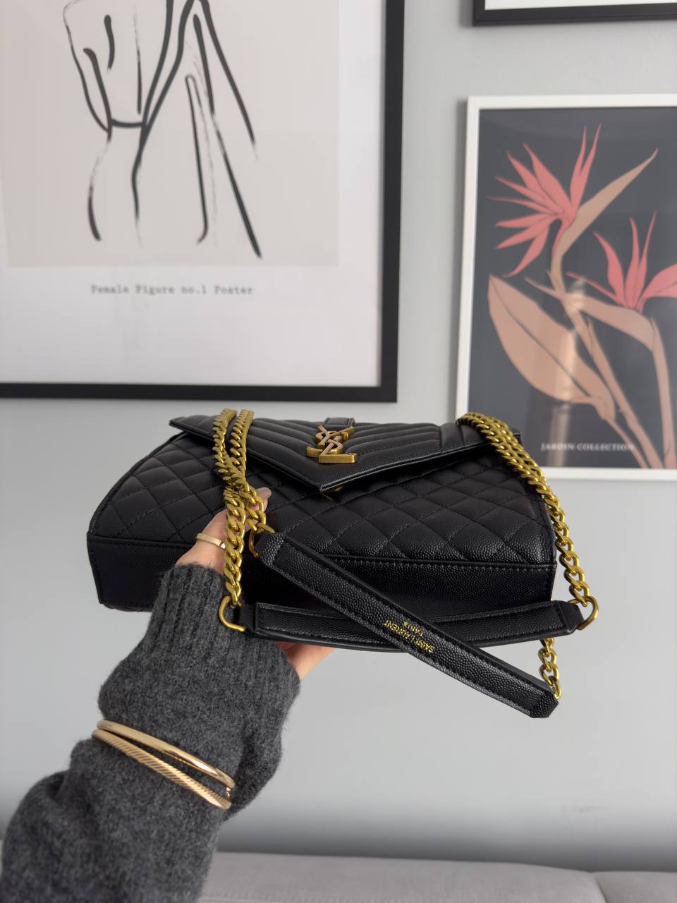 Saint Laurent Envelope Medium In Quilted Leather Gold - 9