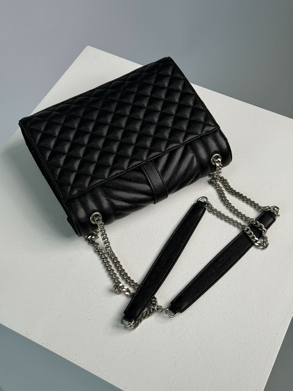 Saint Laurent Envelope Medium In Quilted Leather Silver - 14