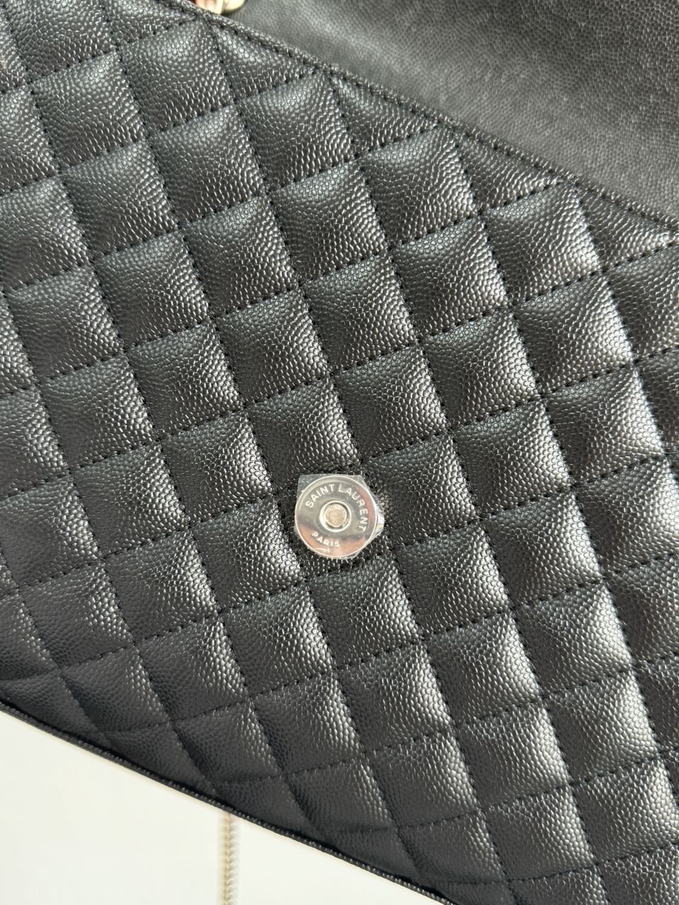 Saint Laurent Envelope Medium In Quilted Leather Silver - 22