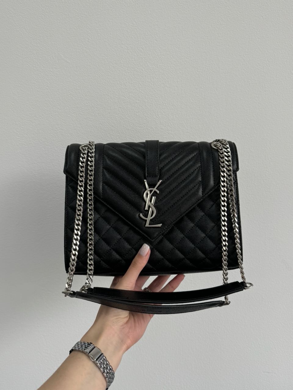 Saint Laurent Envelope Medium In Quilted Leather Silver - 6