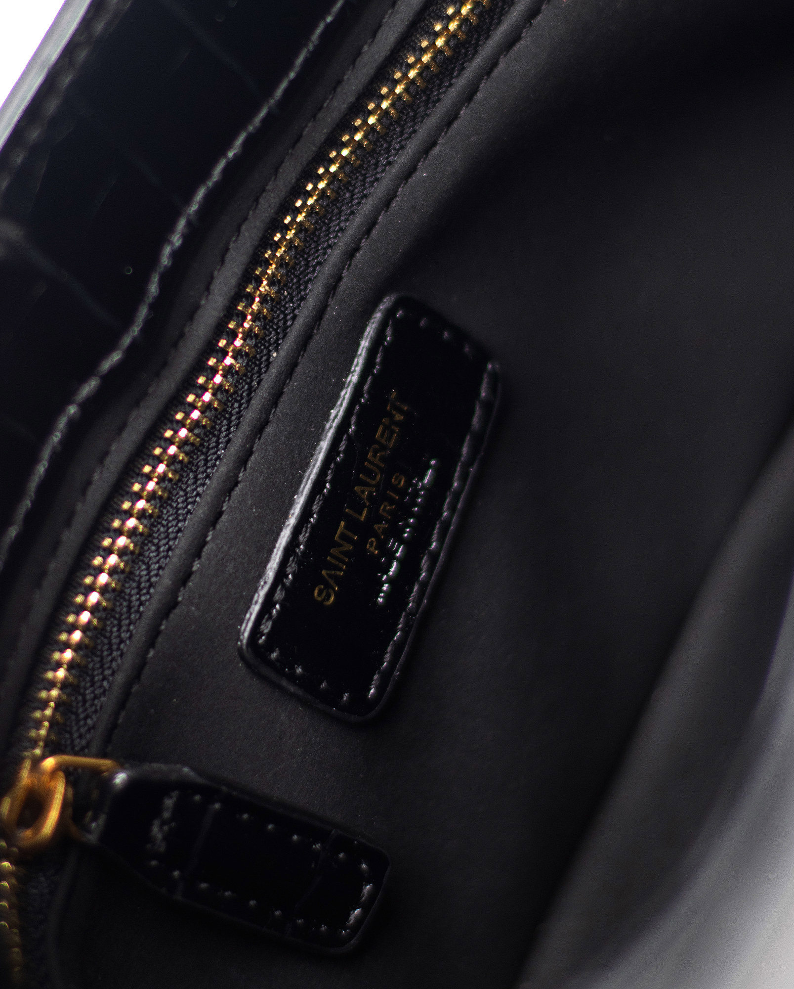 Saint Laurent Hobo Le 5 A 7 in Crocodile-Embossed Shiny Leather - 5