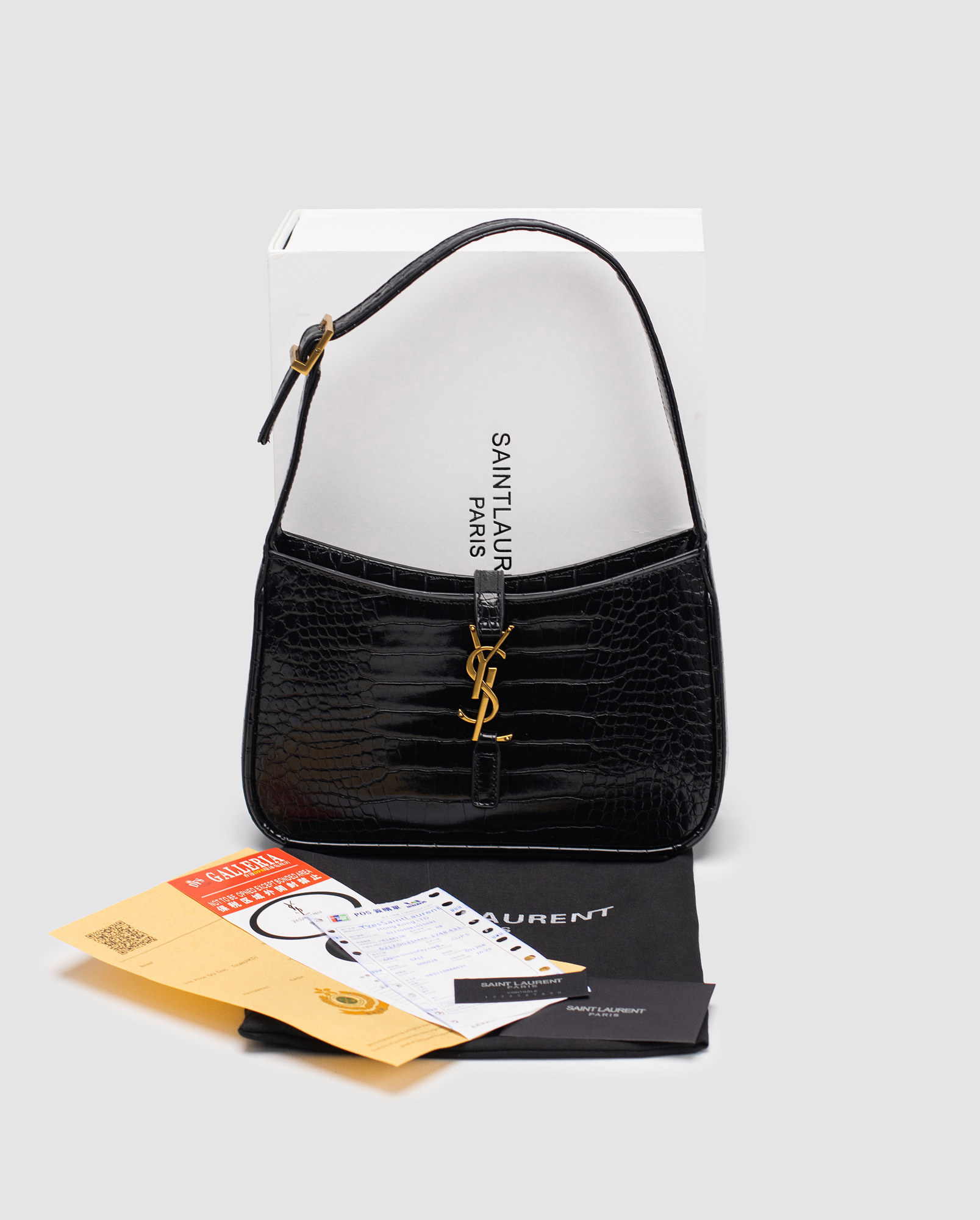 Saint Laurent Hobo Le 5 A 7 in Crocodile-Embossed Shiny Leather - 6