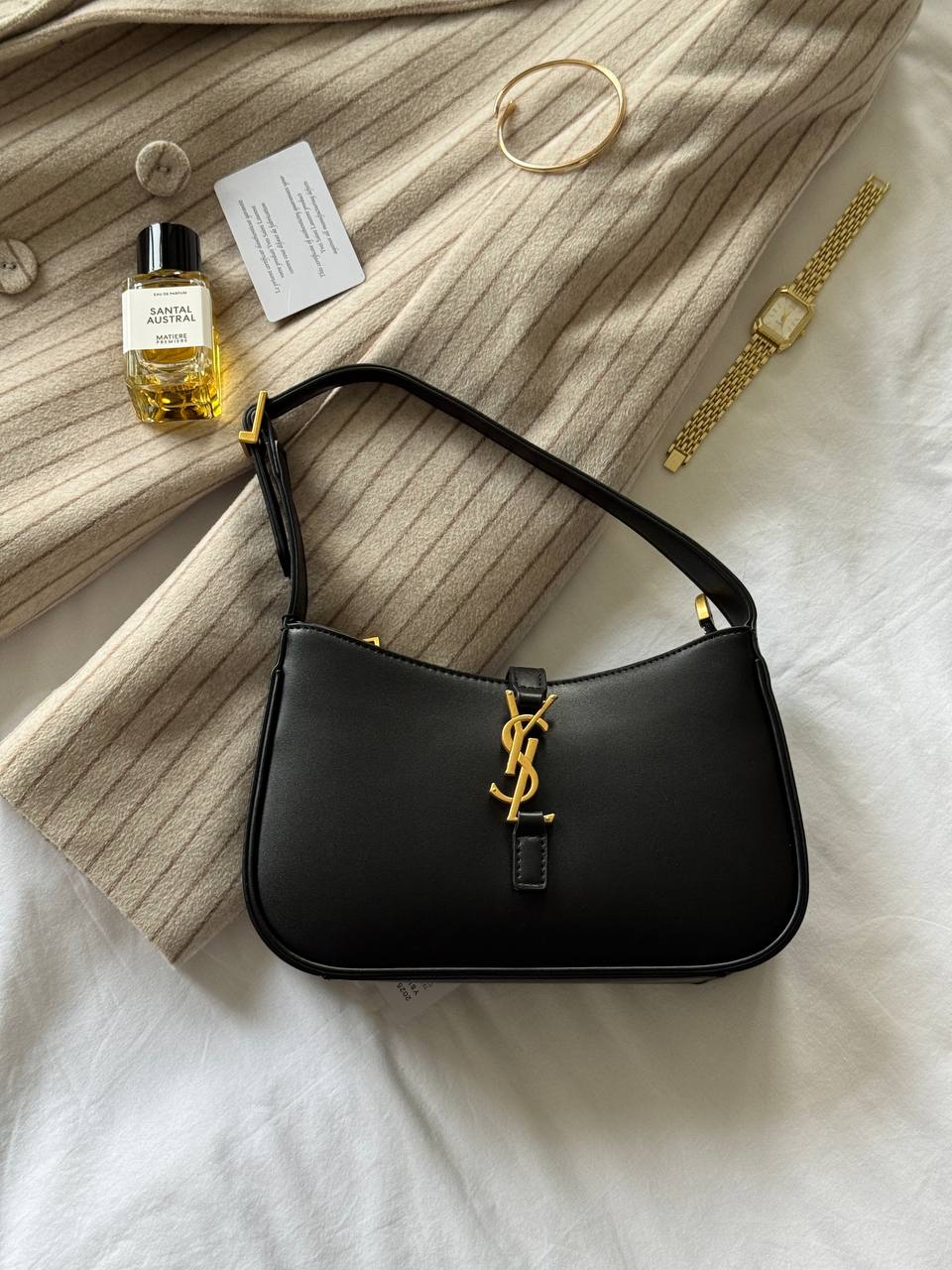 Saint Laurent Hobo Le 5 A 7 Leather Shoulder Bag in Black/Gold - 3