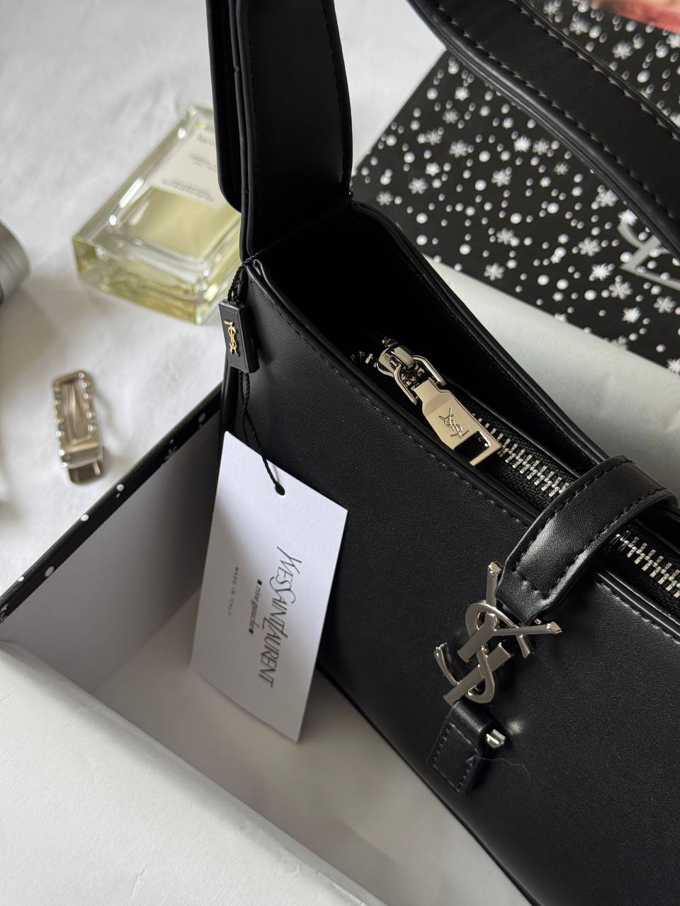 Saint Laurent Hobo Le 5 A 7 Leather Shoulder Bag in Black/Silver - 14