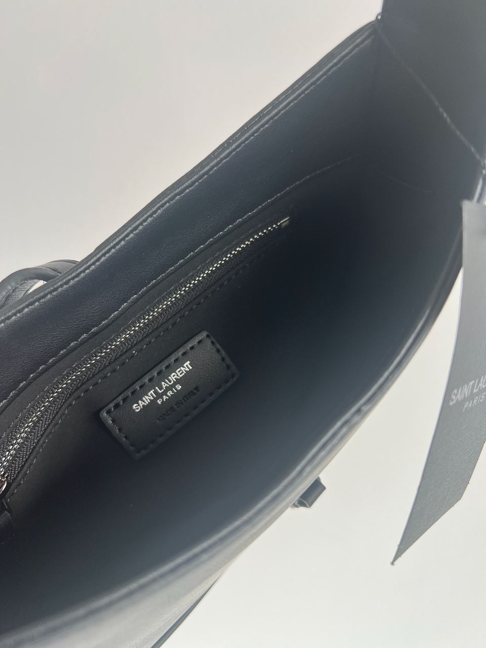 Saint Laurent Hobo Le 5 A 7 Leather Shoulder Bag in Black/Silver - 9