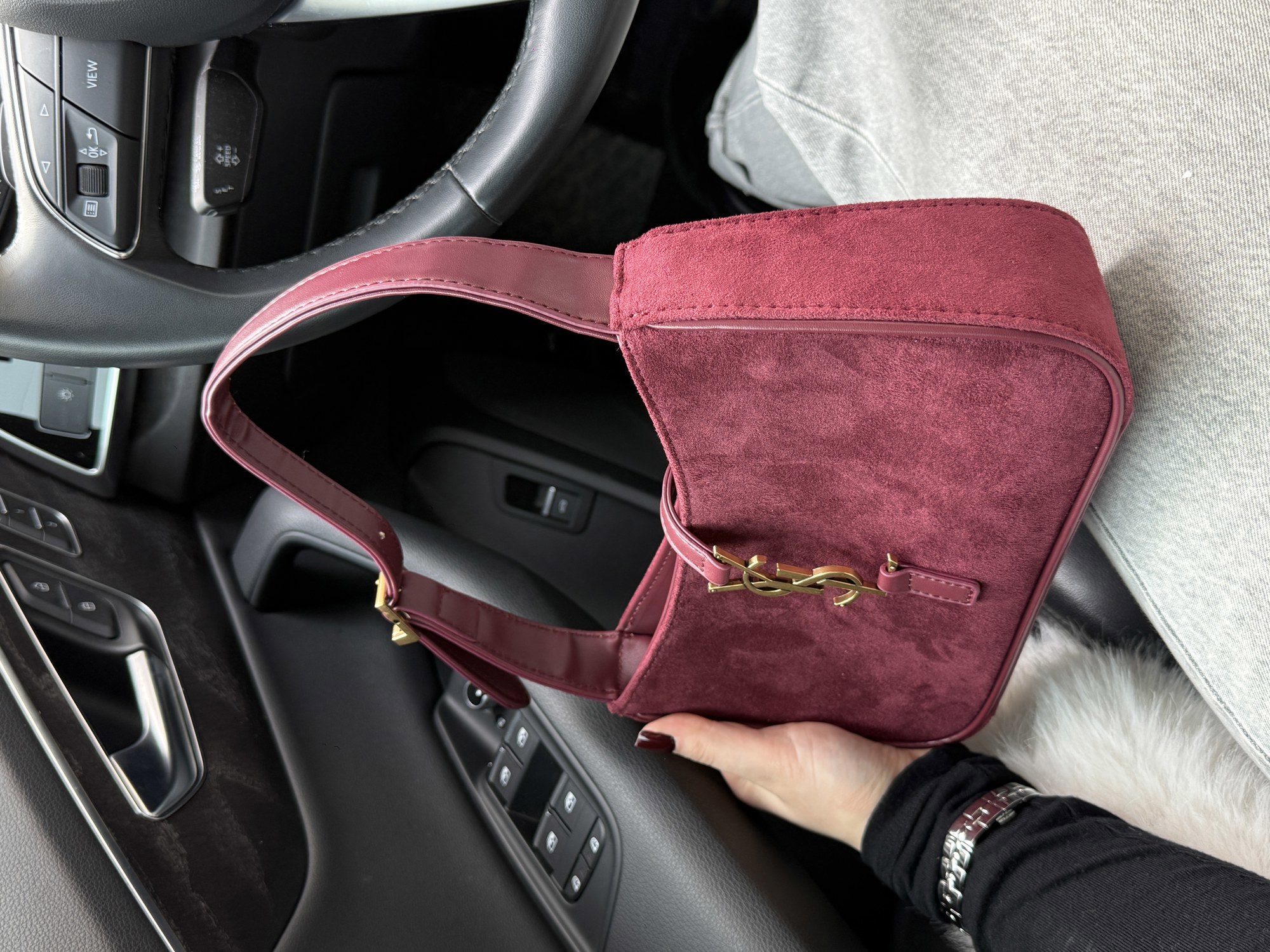 Saint Laurent Hobo Le 5 A 7 Shoulder Bag Dark Red Wine - 10