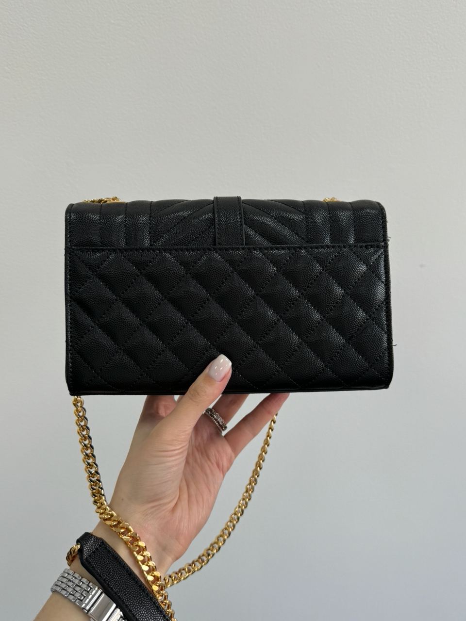 Saint Laurent Leather Envelope Chain Bag - 19