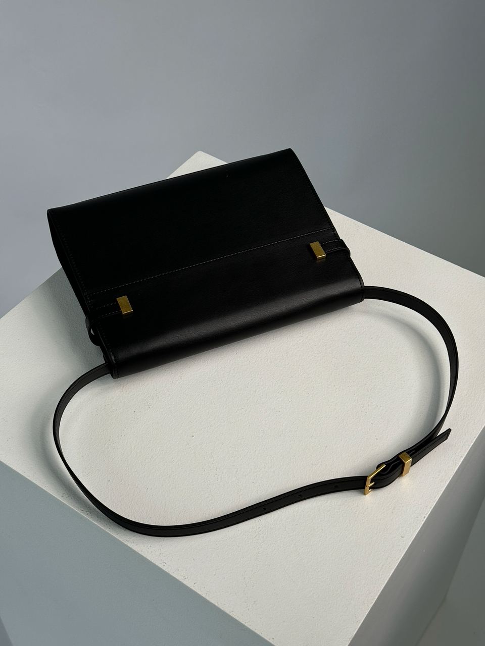 Saint Laurent Manhattan Large Leather Shoulder Bag Black - 16