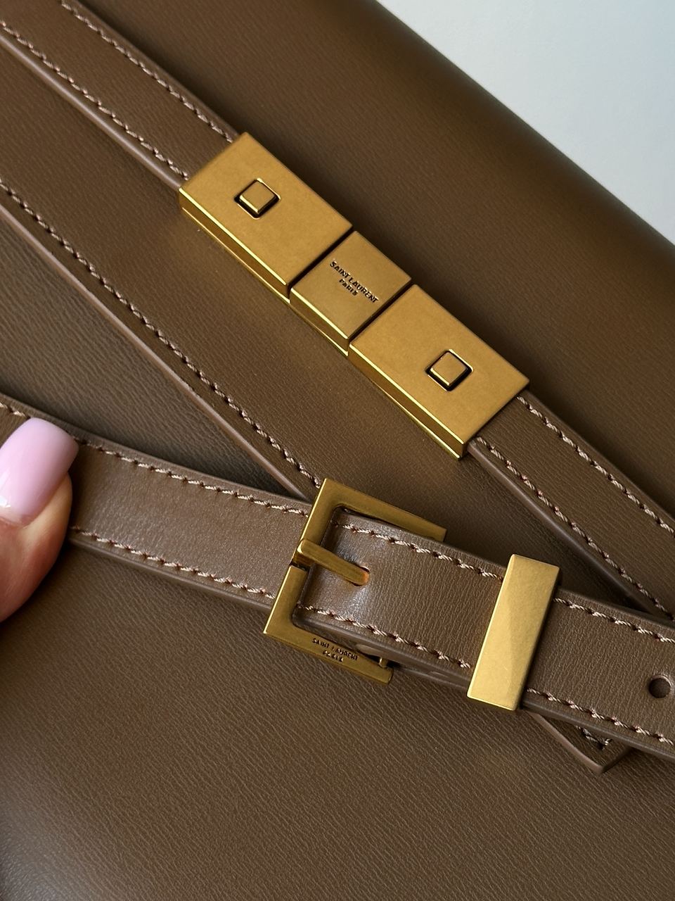 Saint Laurent Manhattan Medium Leather Shoulder Bag Brown - 10