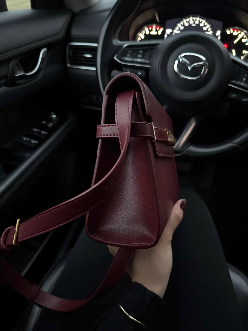 Saint Laurent Manhattan Medium Leather Shoulder Bag Burgundy - 9