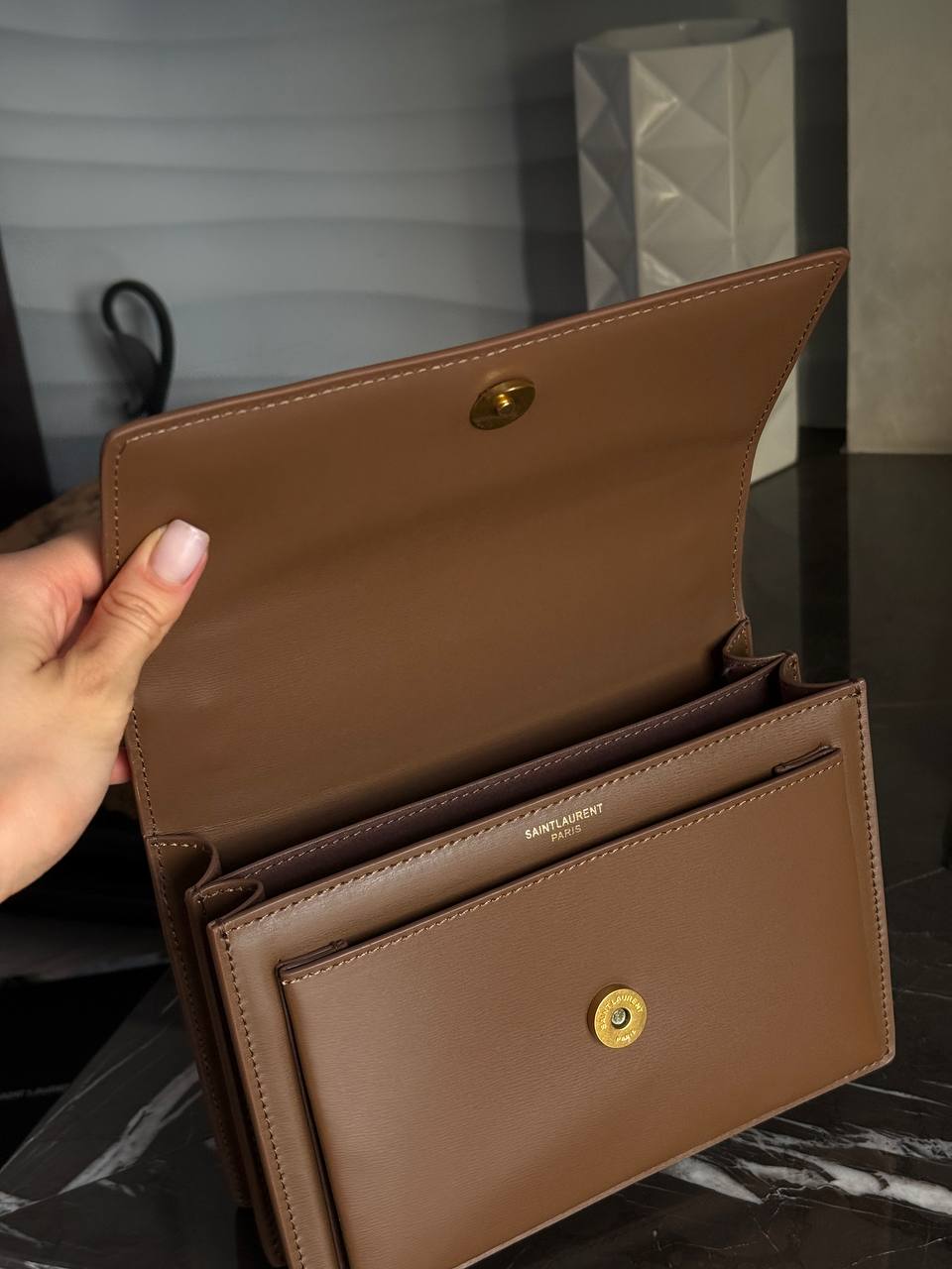 Saint Laurent Medium Sunset in Smooth Leather Brown/Gold - 8