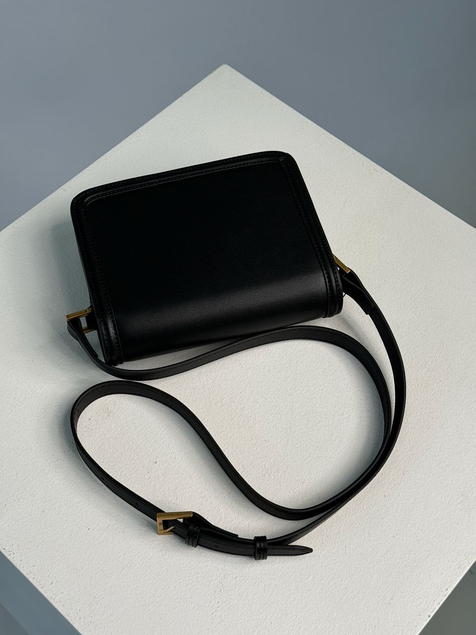 Saint Laurent Solferino Black/Gold - 16