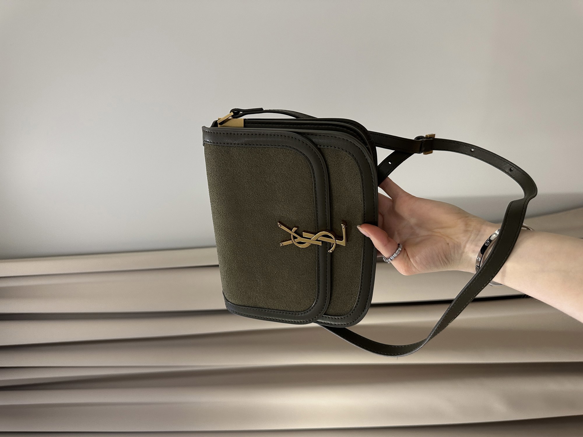 Saint Laurent Solferino Large Green/Gold Suede - 14