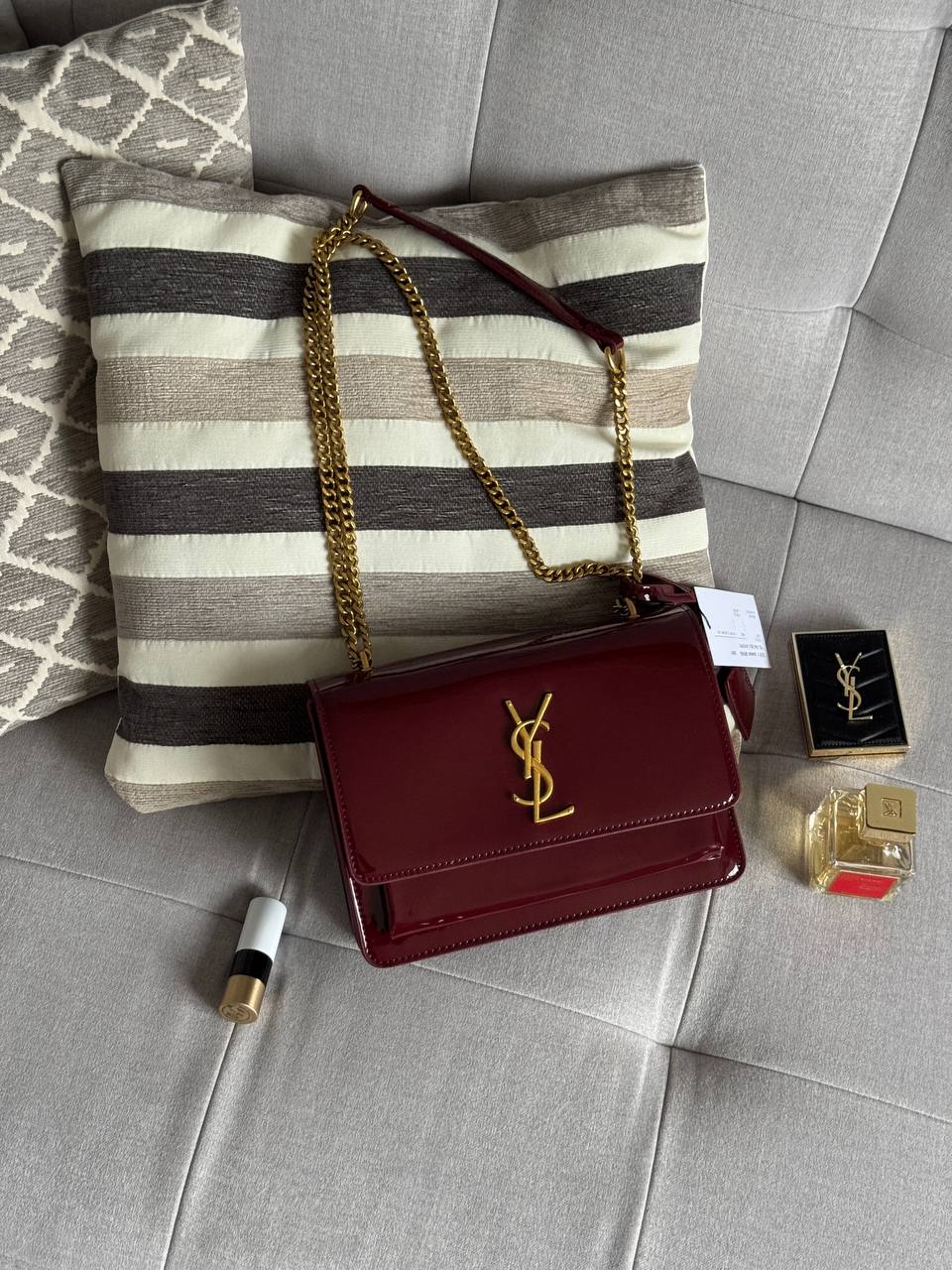 Saint Laurent Sunset Lacquered Leather Burgundy - 3