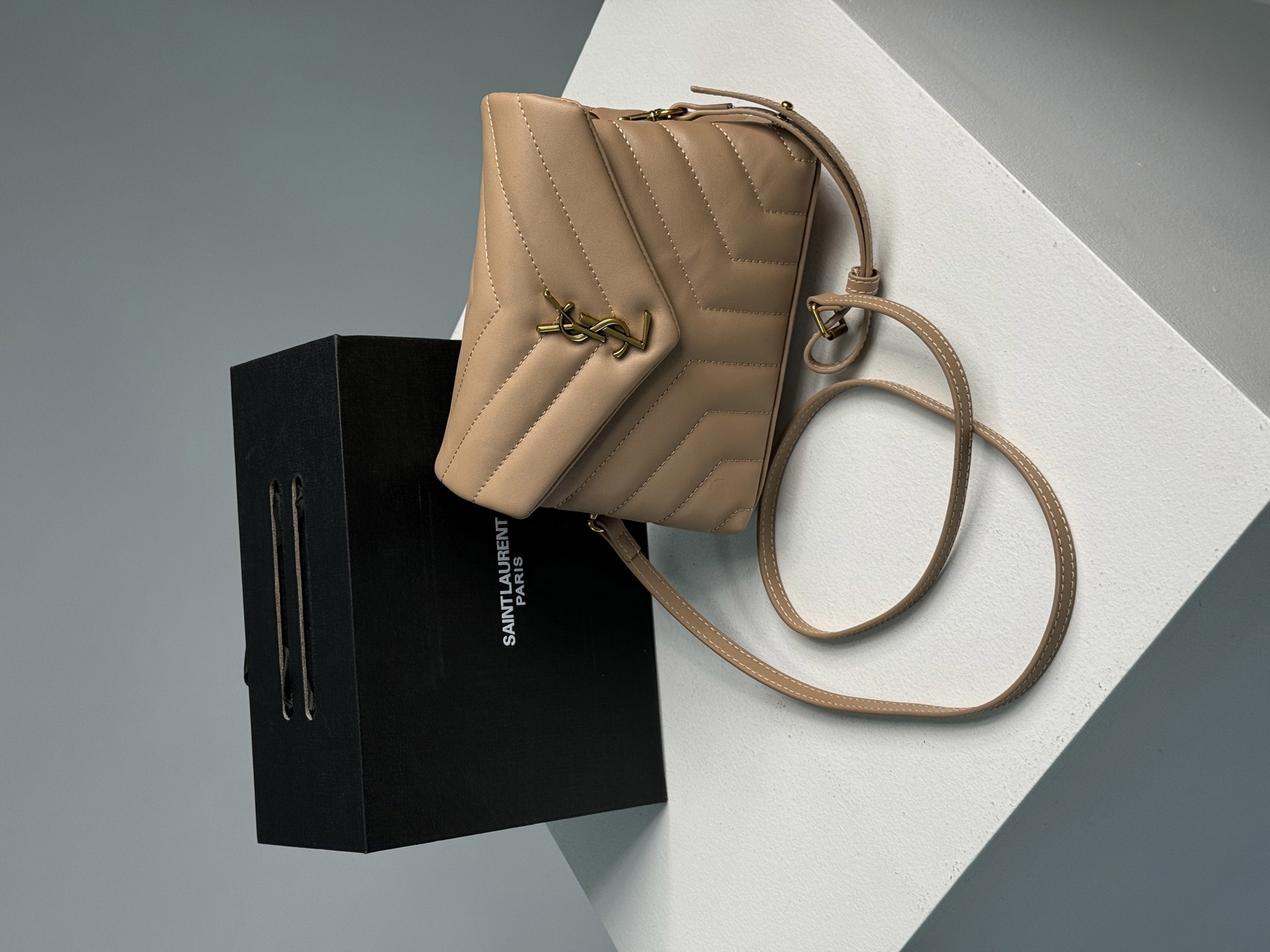 Saint Laurent Toy LouLou In Quilted Leather Beige/Gold - 11