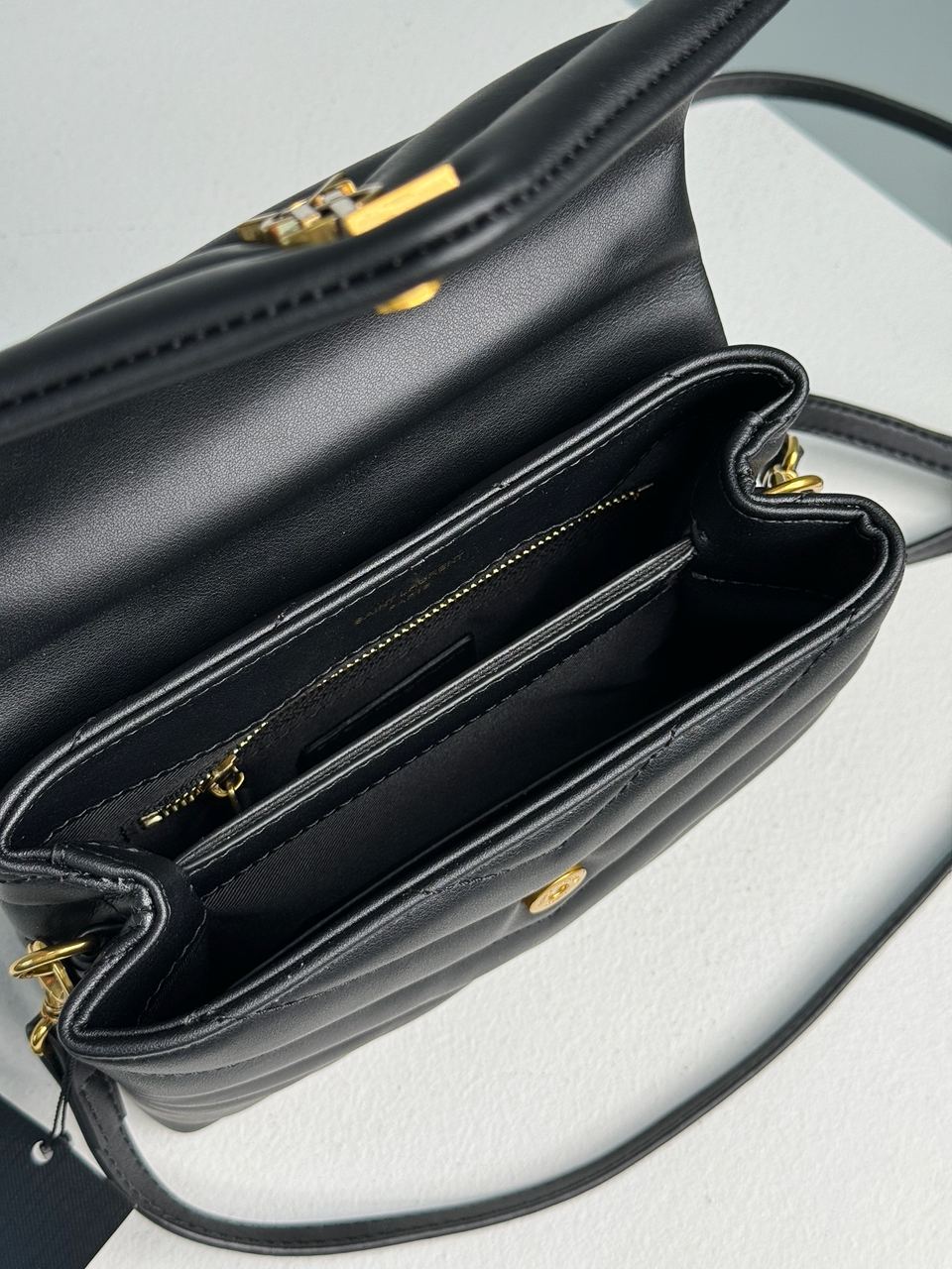 Saint Laurent Toy LouLou In Quilted Leather Black/Gold - 26