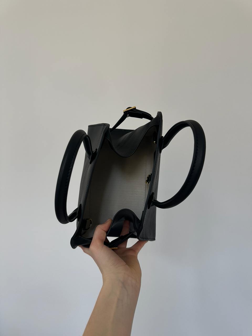 The Row Soft Margaux 26 Bag in Leather Black - 15