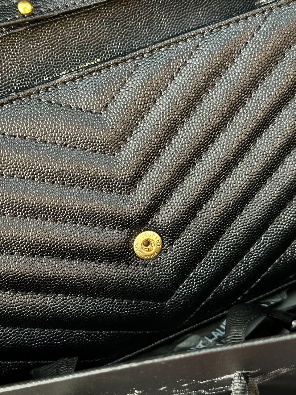 YSL Cassandre Matelasse Chain Wallet In Grain De Poudre Embossed Leather - 25