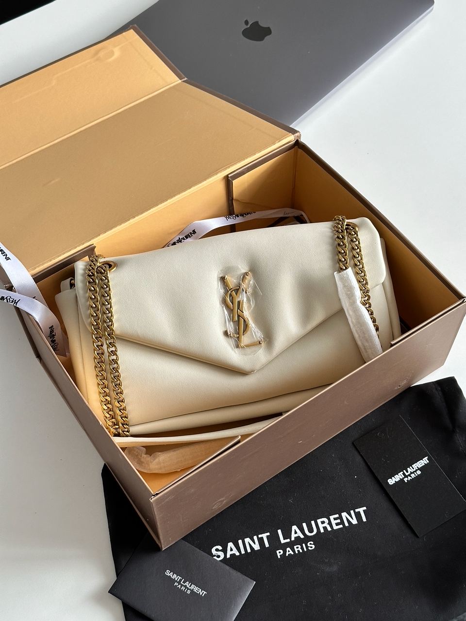 Yves Saint Laurent Calypso In Plunged Lambskin White - 2