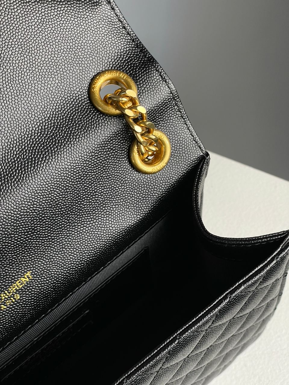 Yves Saint Laurent Envelope Medium In Quilted Grain De Poudre Embossed Leather - 19