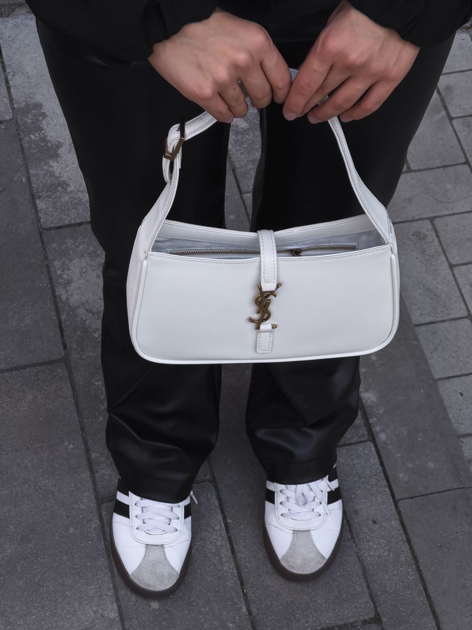 Yves Saint Laurent Hobo White - 9