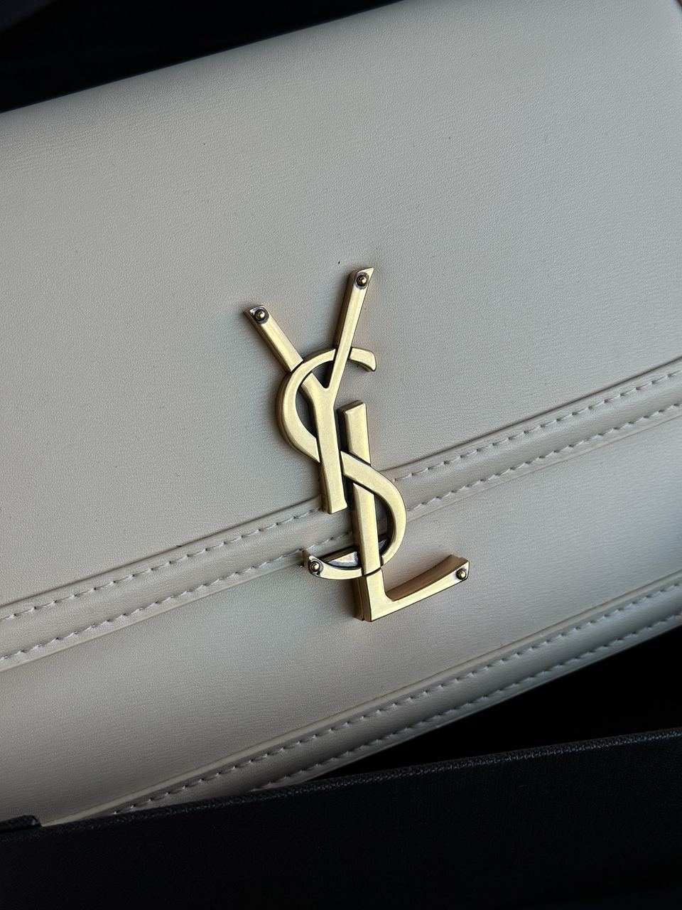 Yves Saint Laurent Medium Solferino Cream - 14