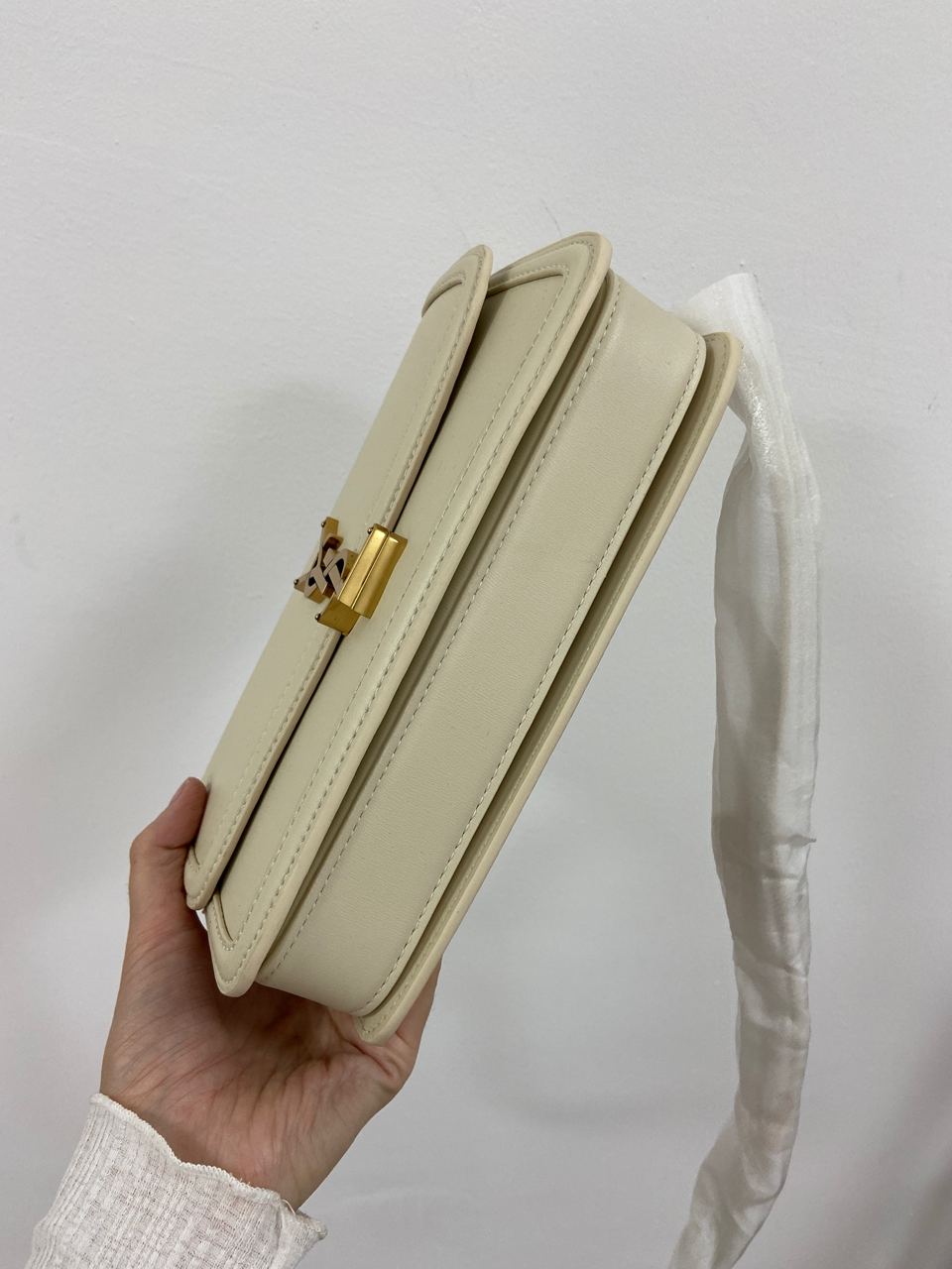 Yves Saint Laurent Medium Solferino Cream - 19