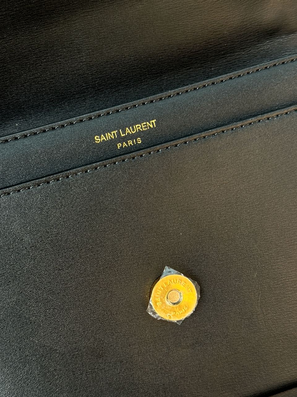 Yves Saint Laurent Medium Sunset in Smooth Leather Black/Gold - 27