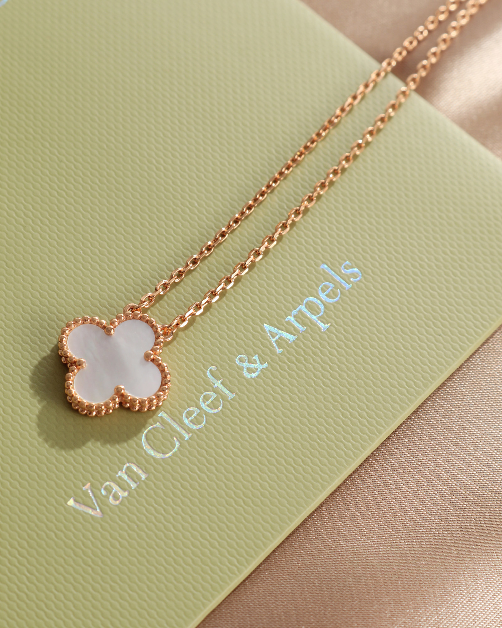 Підвіска Van Cleef & Arpels Vintage Alhambra - 4